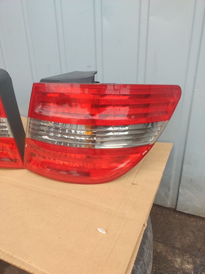 Lampa tylna Mercedes B-klasa W245