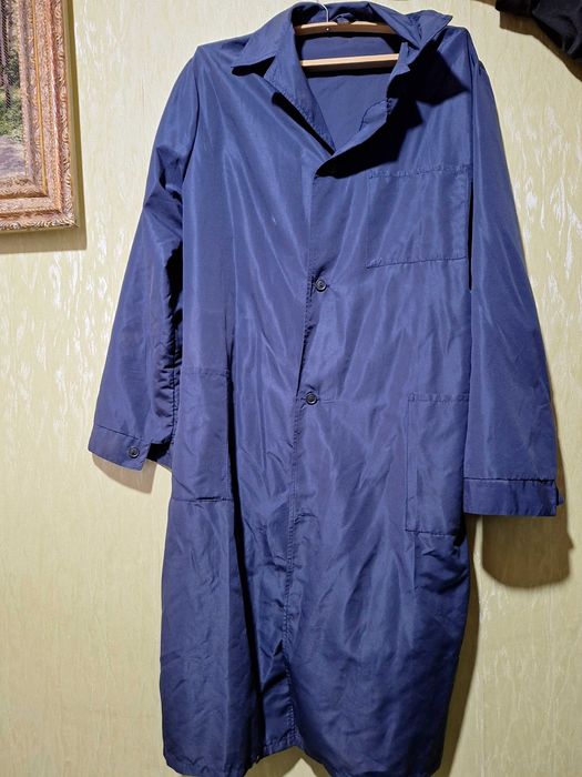 Женское кожаное пальто. Камуфляжная куртка. Халаты мужские спецовочные