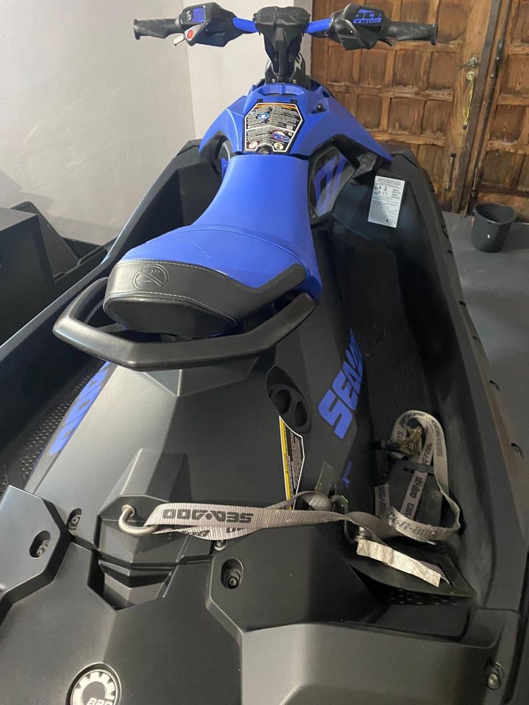 SeaDoo Spark Trixx 2up FV 2022