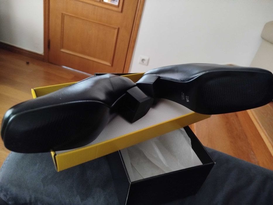 Sapatos traje académico Senhora novos