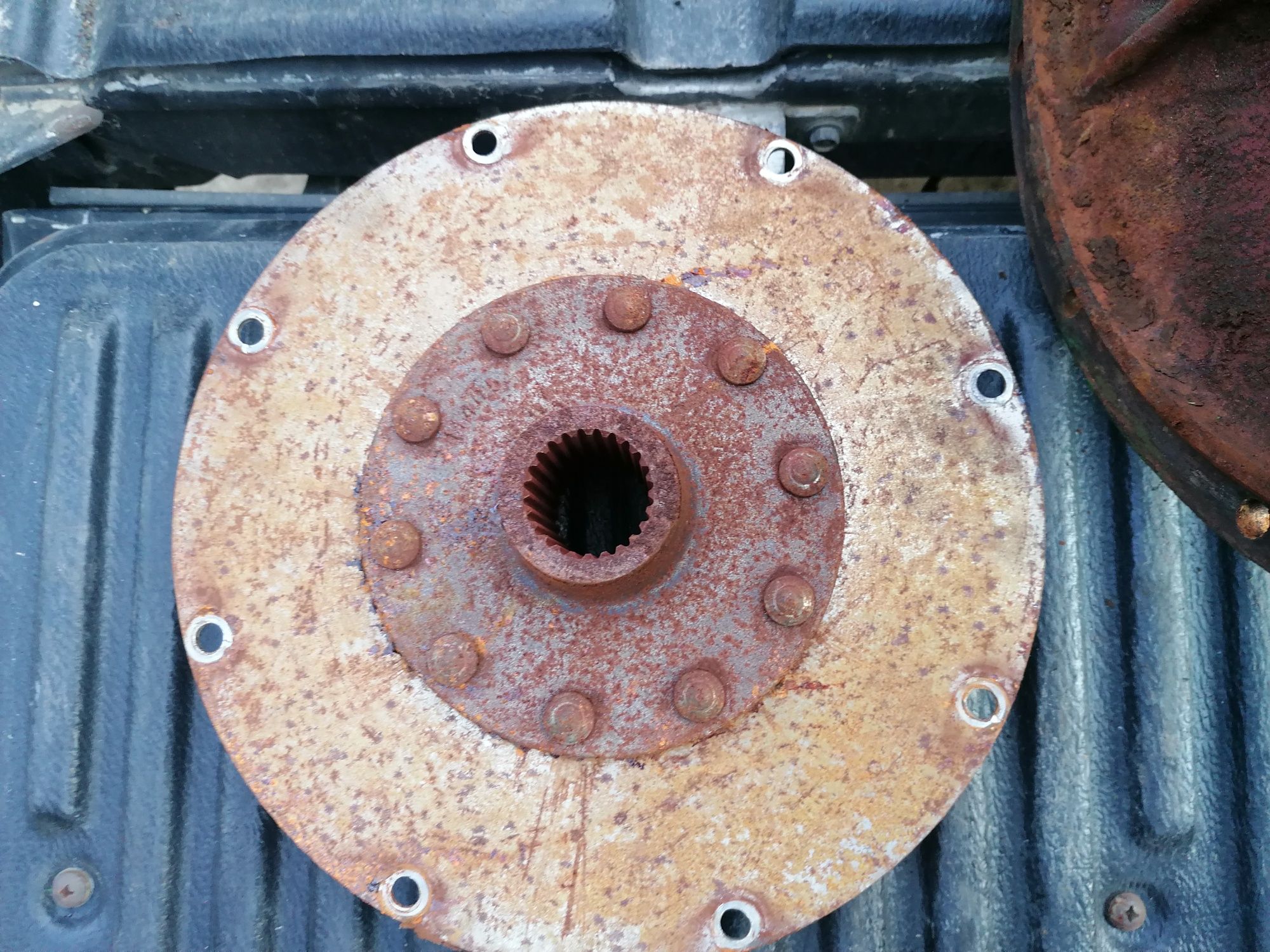 Koło pasowe silnika, przystawka silnika John Deere 1085,1188