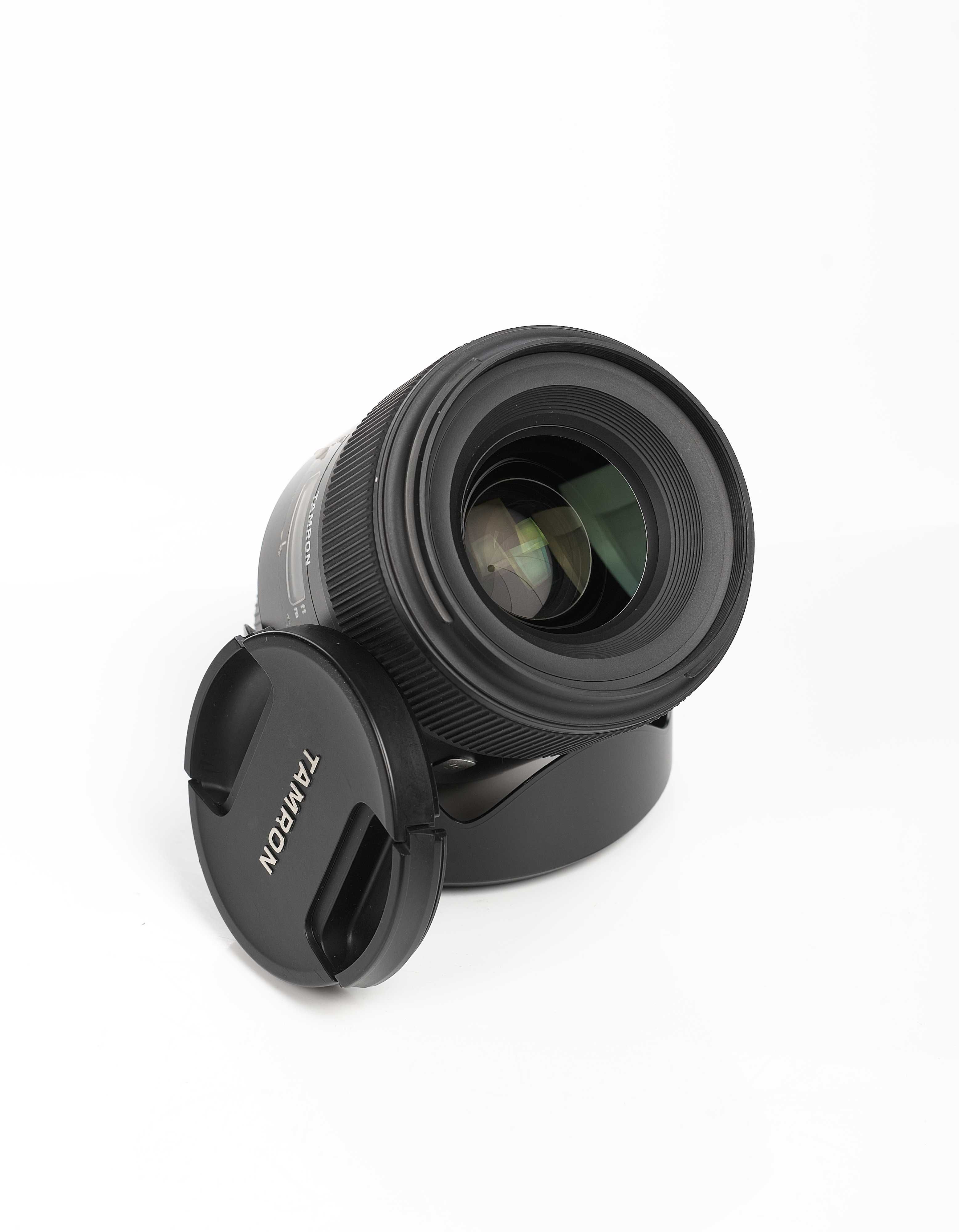 Tamron 45 1.8 VC jak nowy