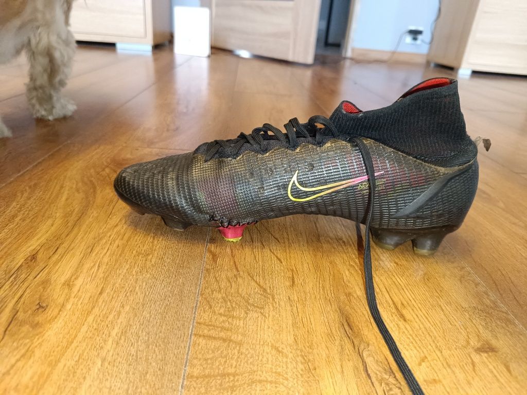 Uzywane korki profesjonalne Nike Mercurial superfly 8 Elite fg r. 42.5