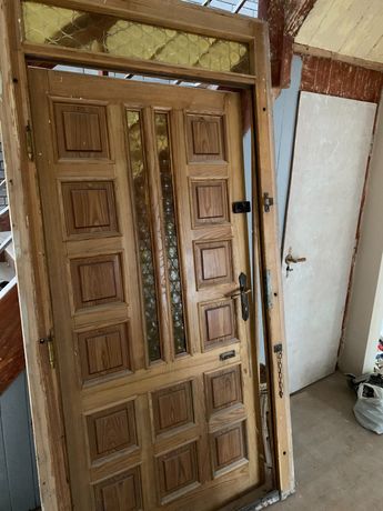 Drzwi drewniane używane bardzo solidne