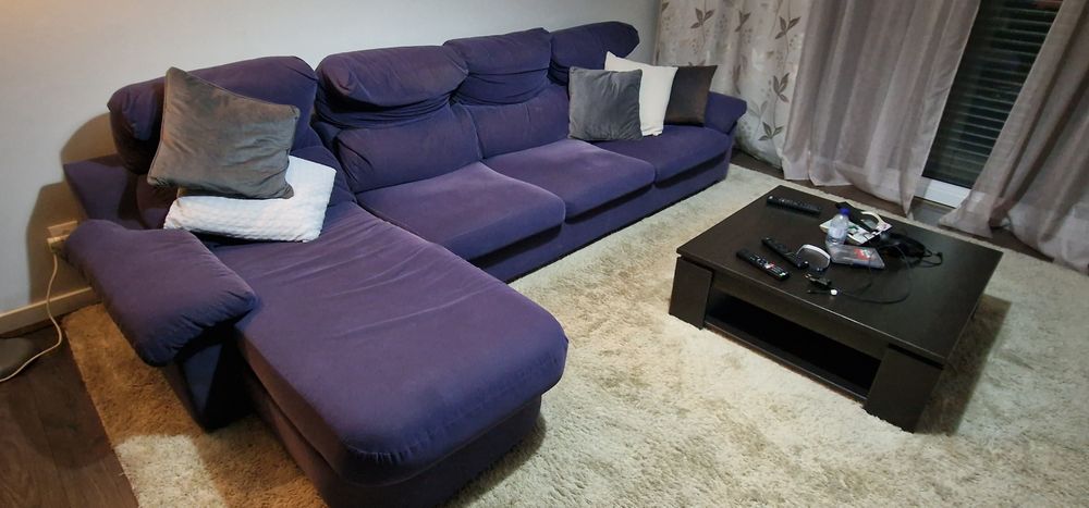 Sofá com chaise longue