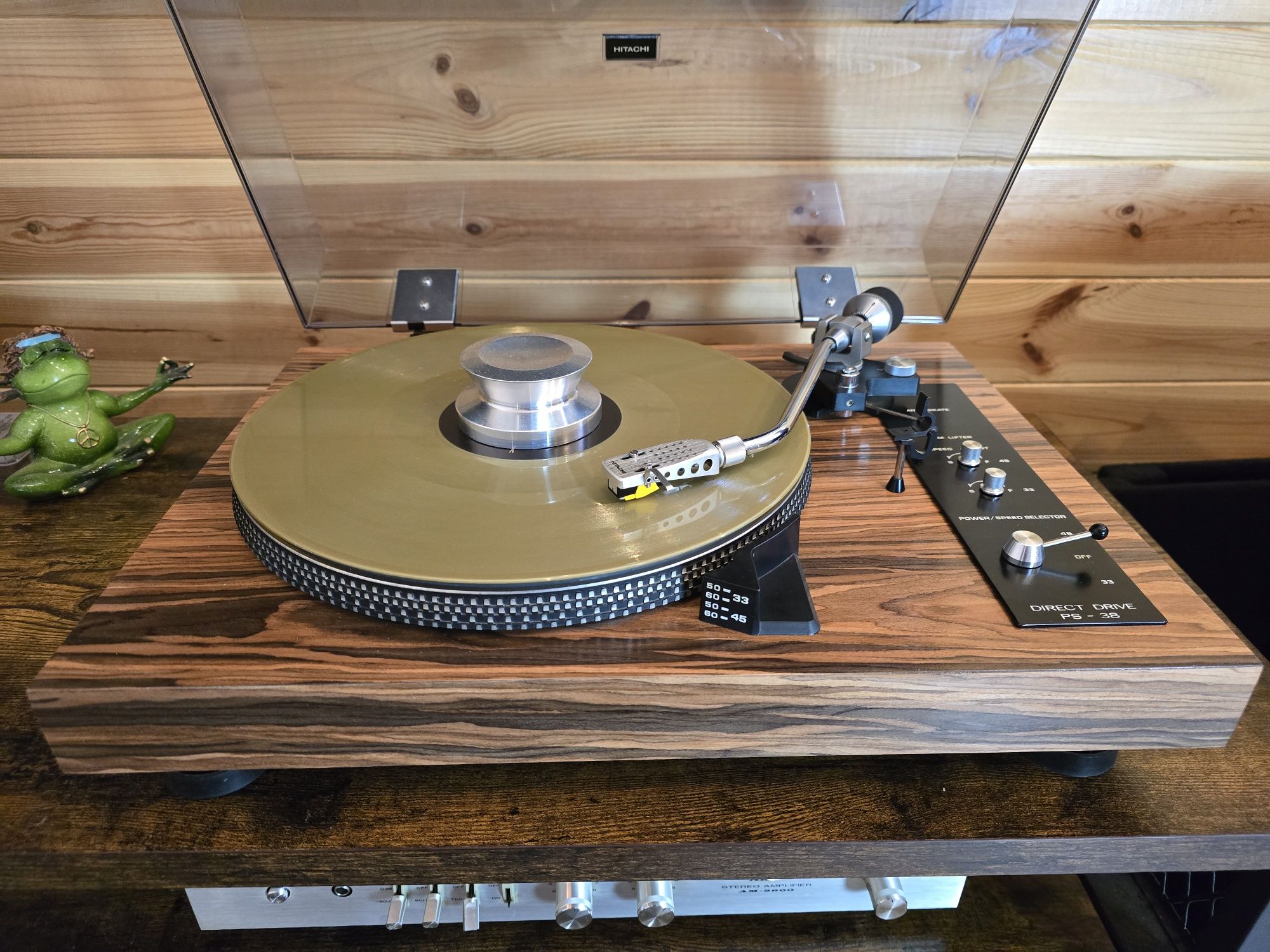 Gramofon Hitachi PS 38 Direct drive