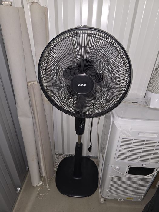 Ventoinha de Pé BECKEN