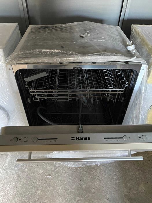 Посудомийна машина вбудована Hansa широка (60 см)