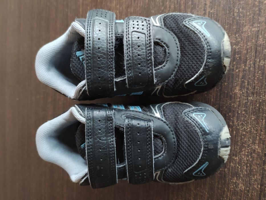 Buty adidas r. 24