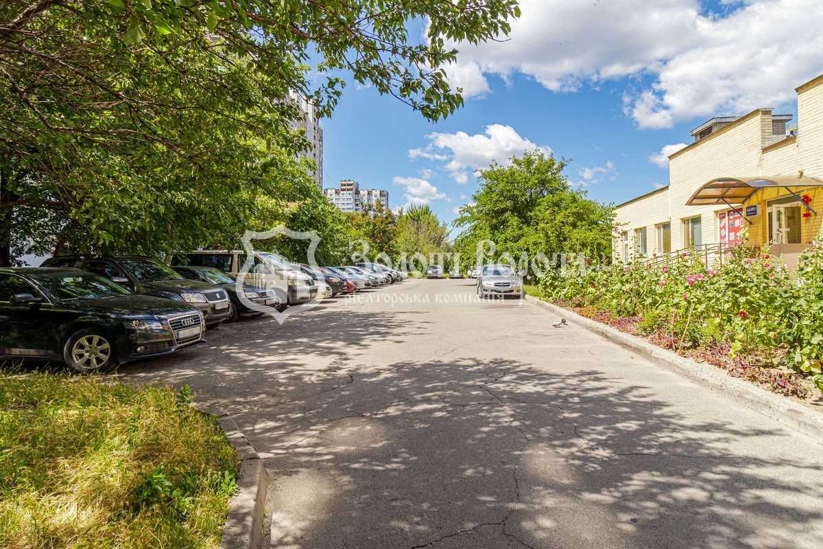 Квартира, 3к. Гарний стан. Полярна, 8е, Мінський м-в, Оболонський р-н