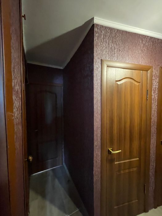 Продаж 2-кімнатної квартири з меблями та технікою