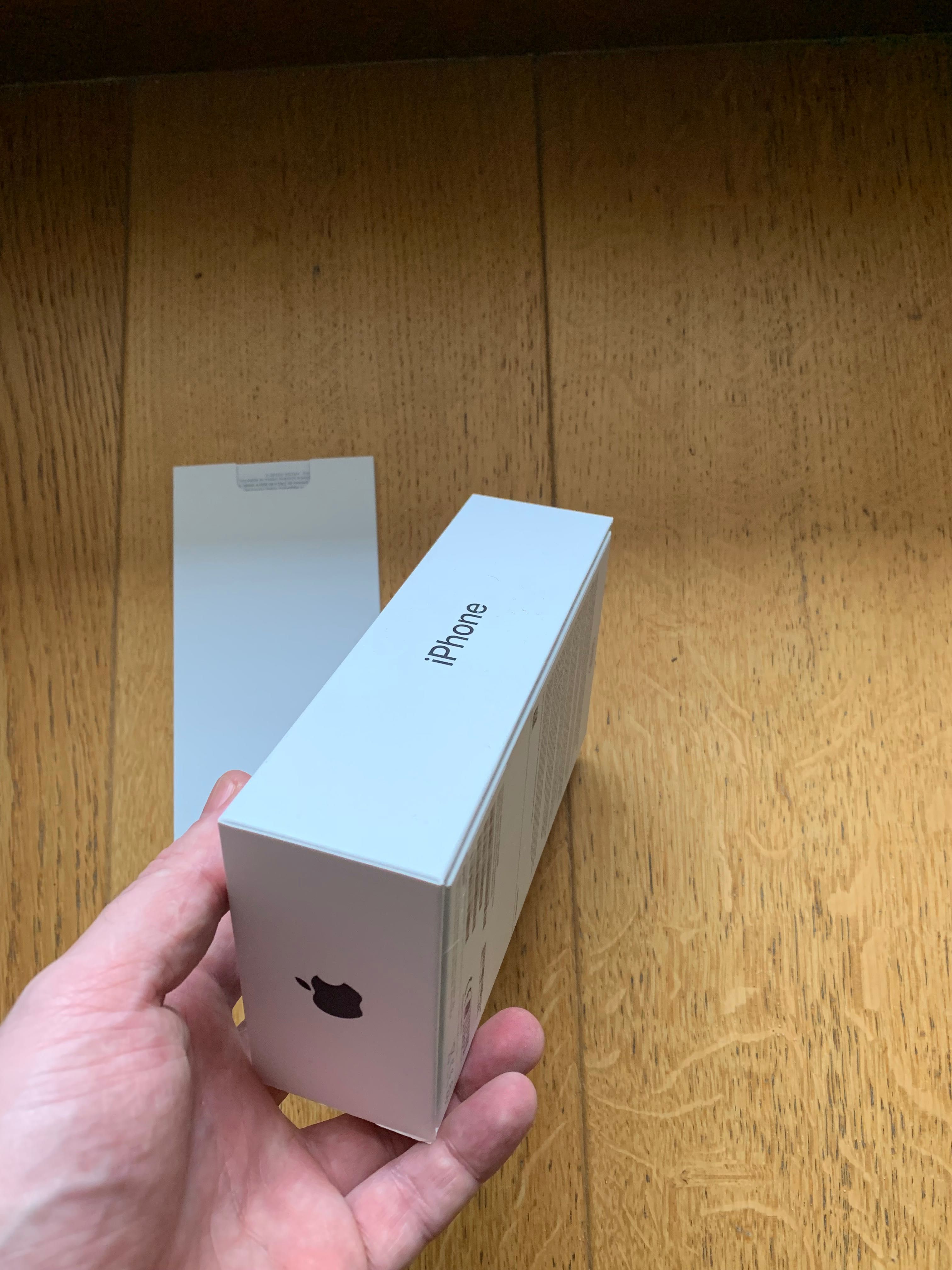 Oryginalne pudełko do iPhone Xr Black 64GB