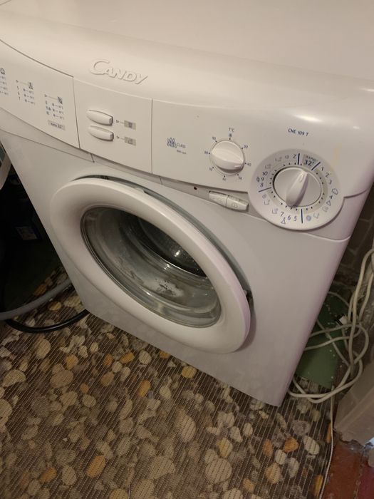 Сдам 1 ком . квартиру в центре города !