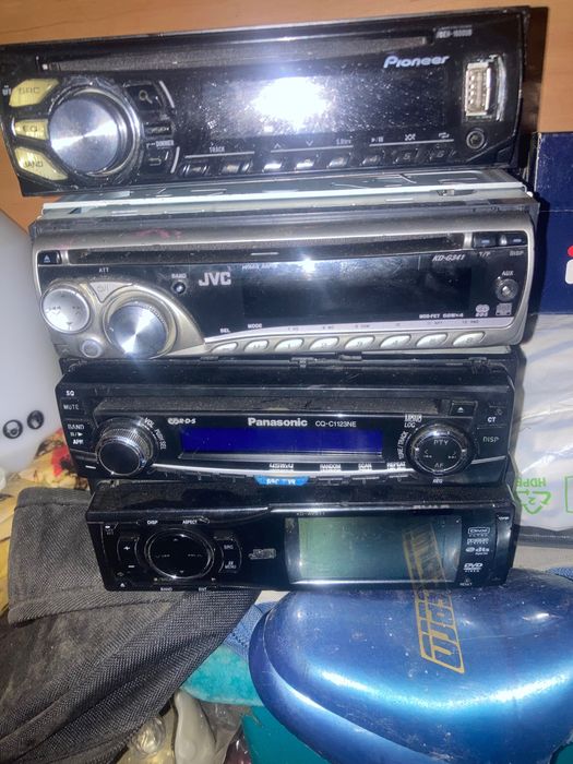 Zestaw odtwarzaczy samochodowych JVC SONY i inne