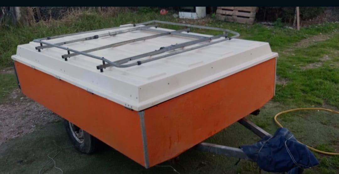 Vendo atrelado tenda