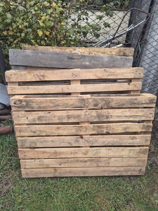 Палети/піддони(є доставка)