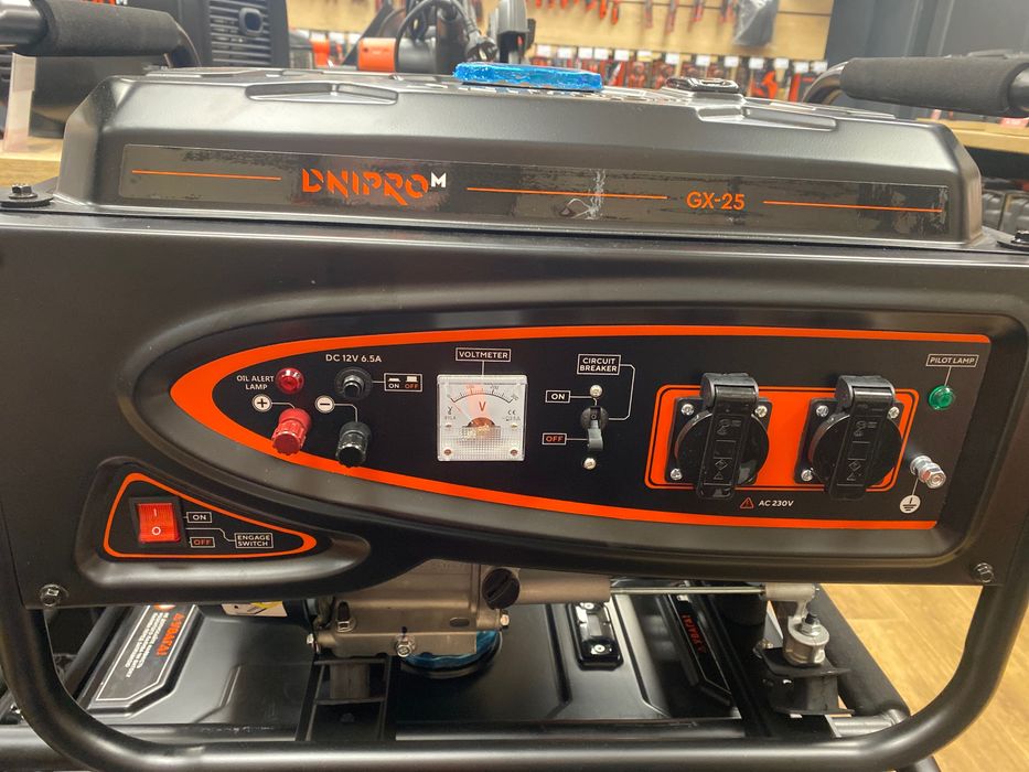 Бензиновий генератор 2,5кВт