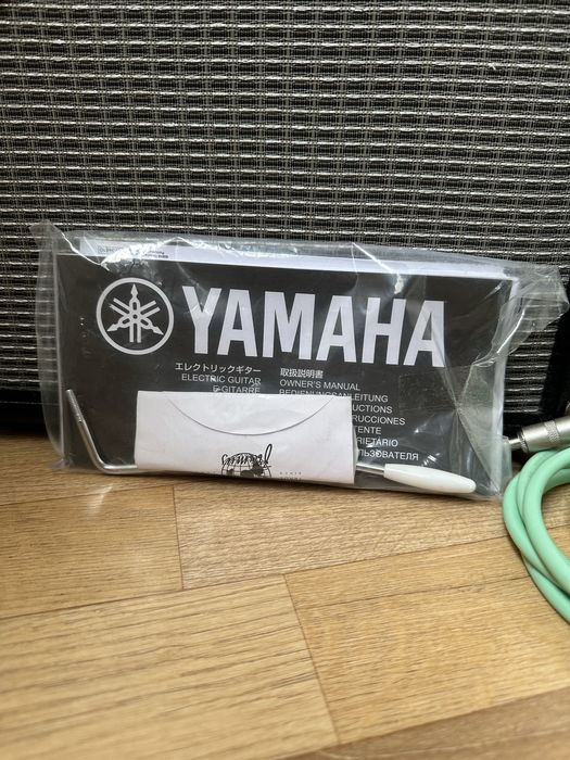 Продам Електрогітару YAMAHA PACIFICA 112J + комбік FENDER CHAMPION 20