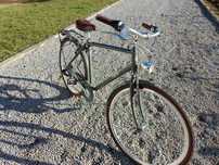 Bicicleta homem cidade