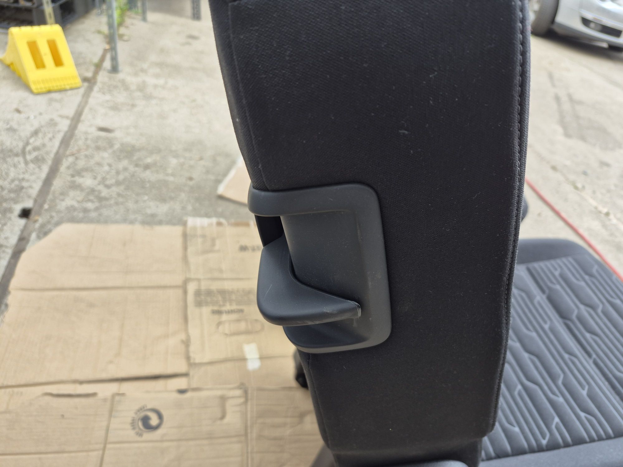 Fotele 2rząd, 2+1,dwójka i koziołek.VW Transporter,  Caravelle T6,T6.1