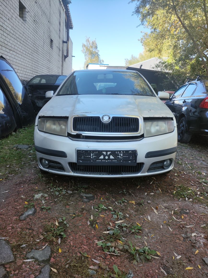 Двигатель мотор Skoda Fabia 1.4 BBZ