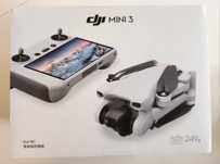 Dron DJI Mini 3 z kontrolerem RC