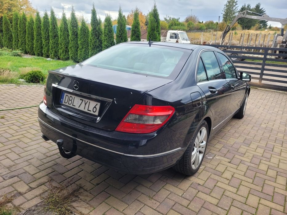 Mercedes c200 piękny Avangard