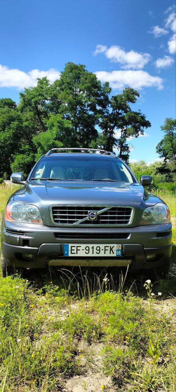 Volvo XC90, 2.4 TDI, повний привід, 7 місць, для військових