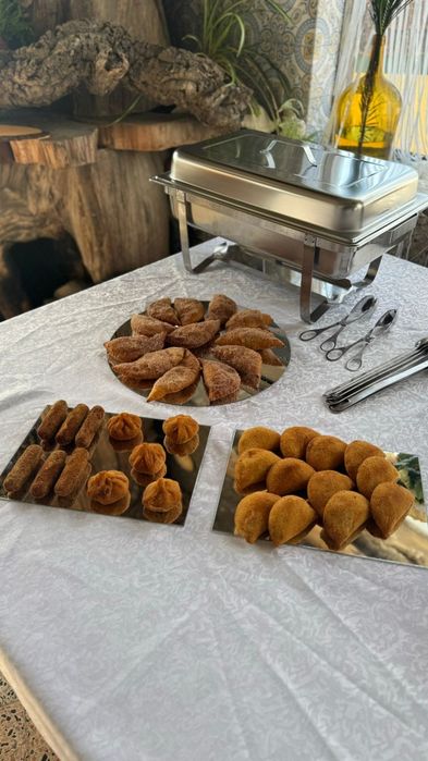 Pratos, Talheres e Copos - Negociável