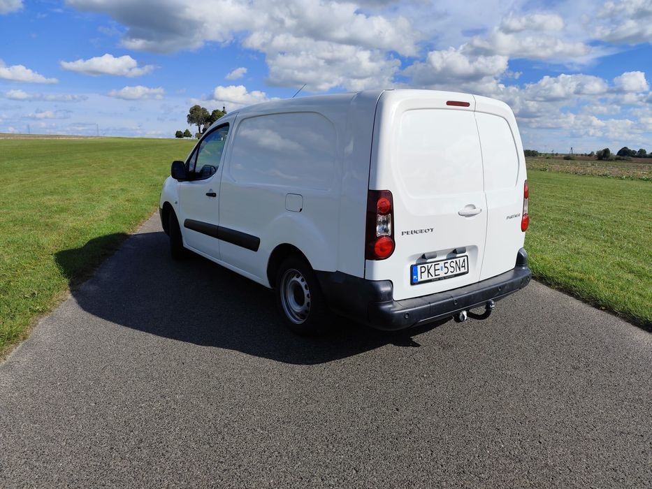 Partner Berlingo maxi long 3 osoby klima zabudowa regał