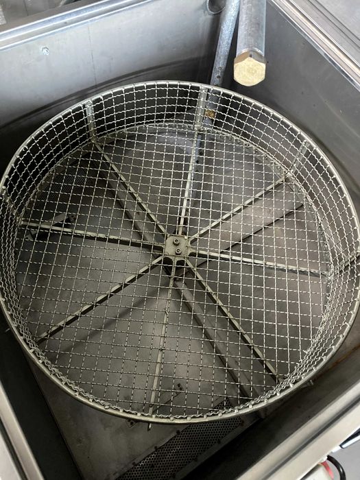 MÁQUINA LAVA PEÇAS A QUENTE - NOVA