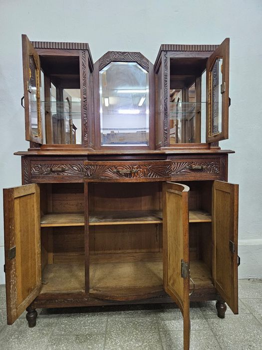 Francuski kredens z przeszkloną witrynką /