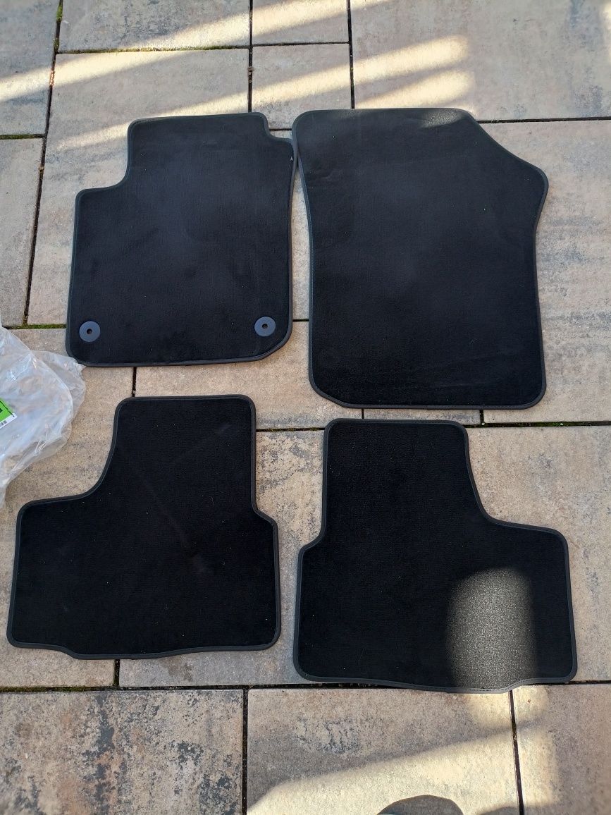 Dywaniki welurowe seat Arosa, skoda citigo, wolkswagen up