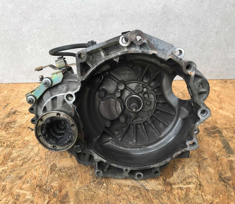 Коробка передач / КПП Volkswagen Golf 4. Bora - 1.4-1.6