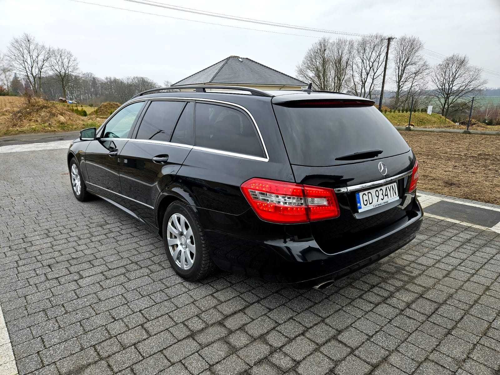 MERCEDES E-Klasa W212 Kombi 1,8 LPG manual 2010 ZADBANY Pomorskie