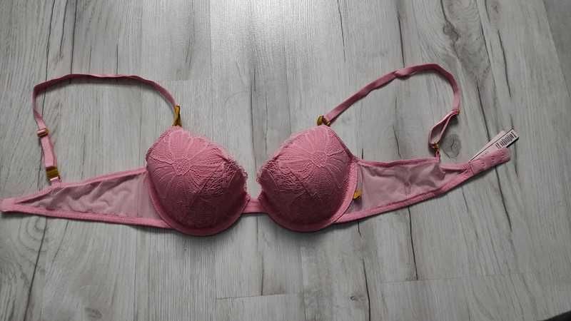 Staniki/ biustonosz firmy Victoria's Sekret rozmiar 75B
