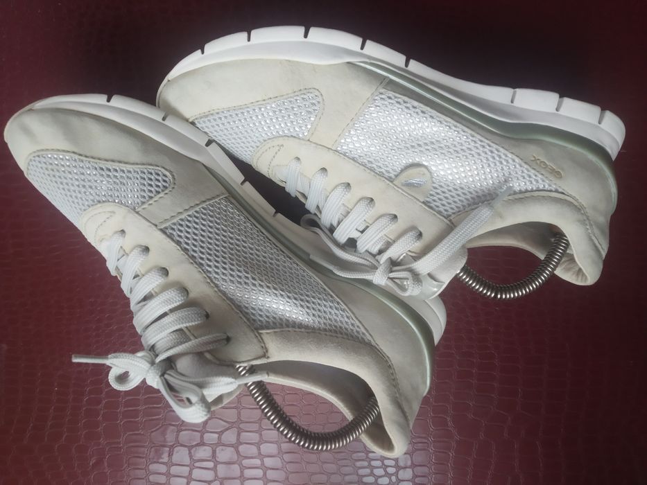 Кросовки женские Geox 39р