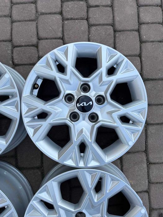 Oryginalne alufelgi Kia 5x114,3 16 cali Ceed Optima Carens NOWY MODEL