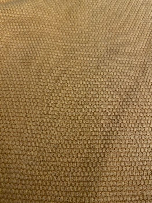 Tapete alaranjado com franjinhas