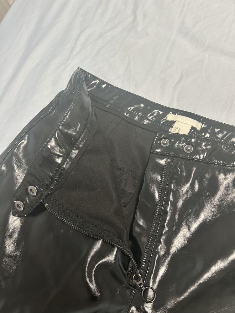 Spodnie lateksowe skórzane H&M lateks skóra 40