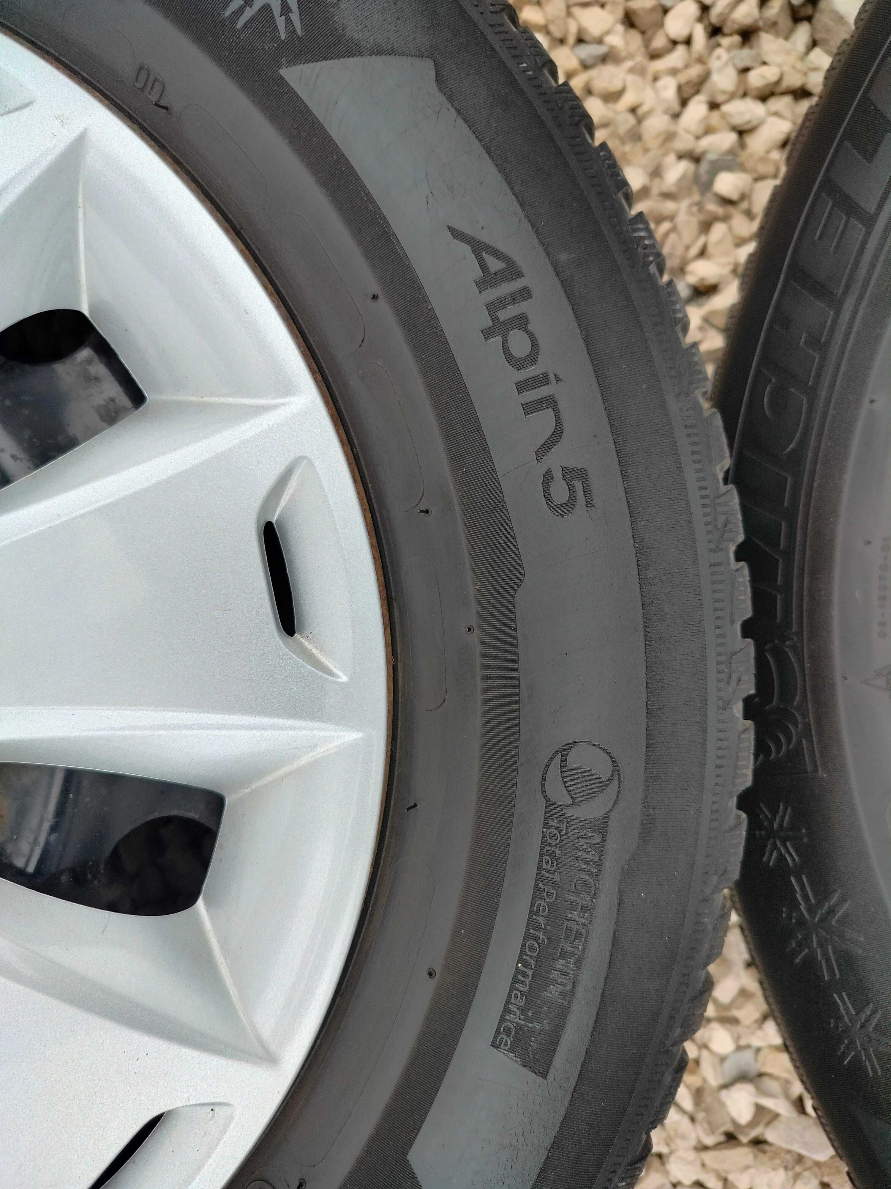 Koła zimowe 215/65/R16 Ford Kuga OE