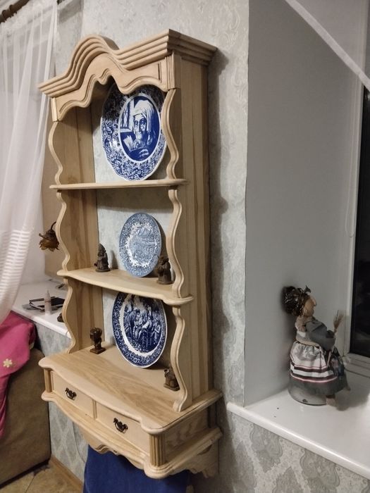 Вінтажна  етажерка тарілочниця