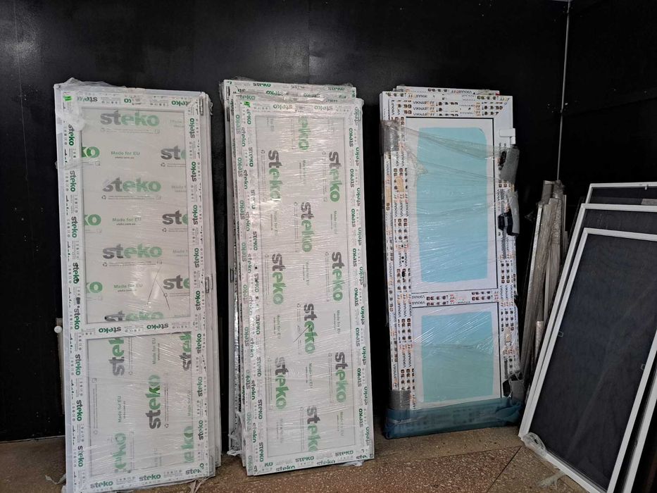 Продам окна1300грн. двери3700грн. пластик Вікна та двері