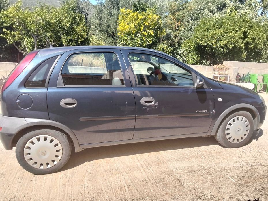 Carro Opel Corsa