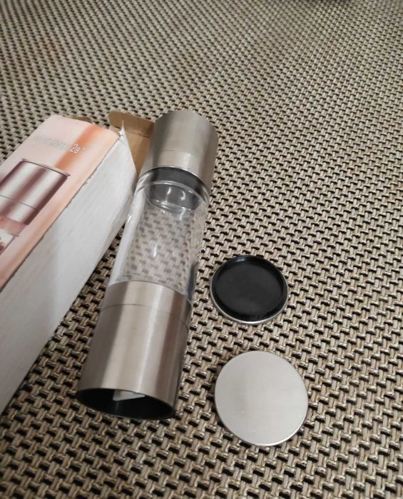 Мельница для приправ на 2 отдела нержавейка стекло