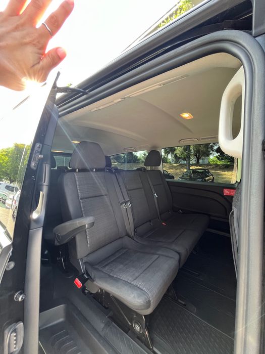 Aluguer carrinha 9 Lugares