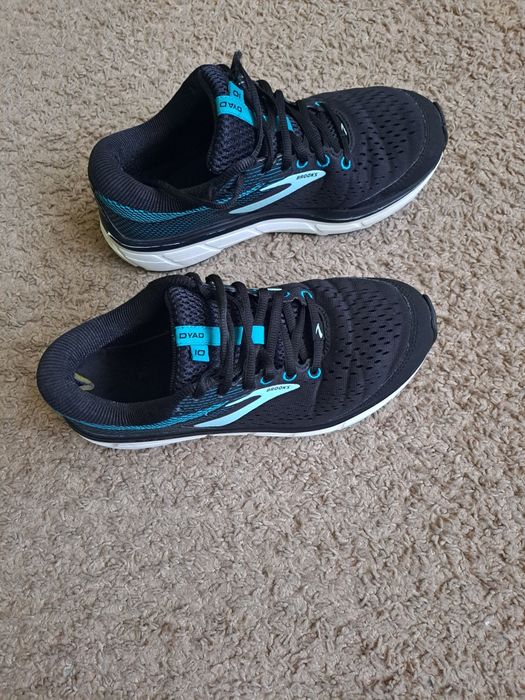 Кросовки кросівки Brooks р 39