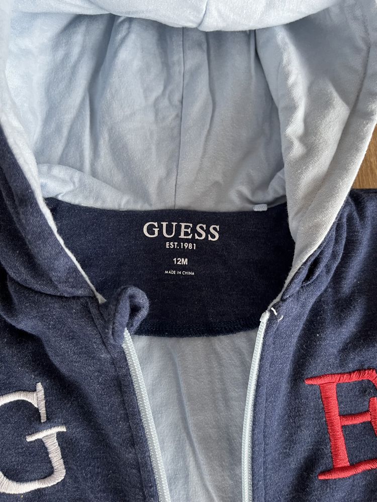 Guess kombinezon dziecięcy 12 miesięcy