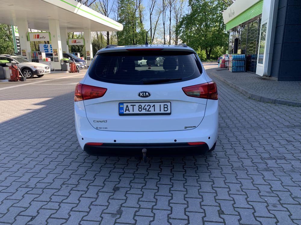 Kia Ceed 2013 року