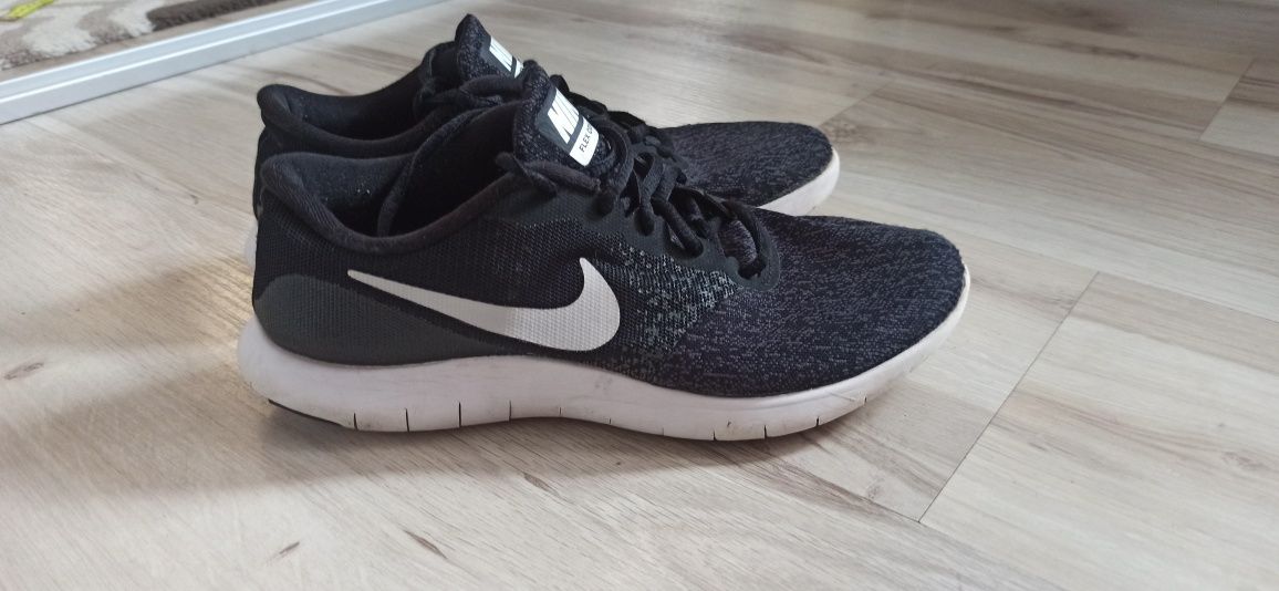 Buty sportowe Nike Flex Contact 38,5